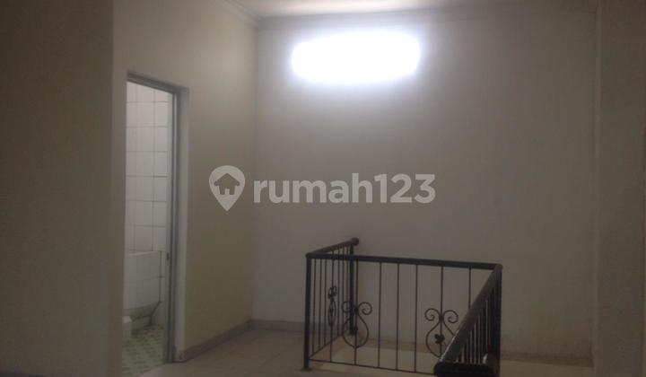 DIJUAL RUANG  USAHA LOK  STRATEGIS 4