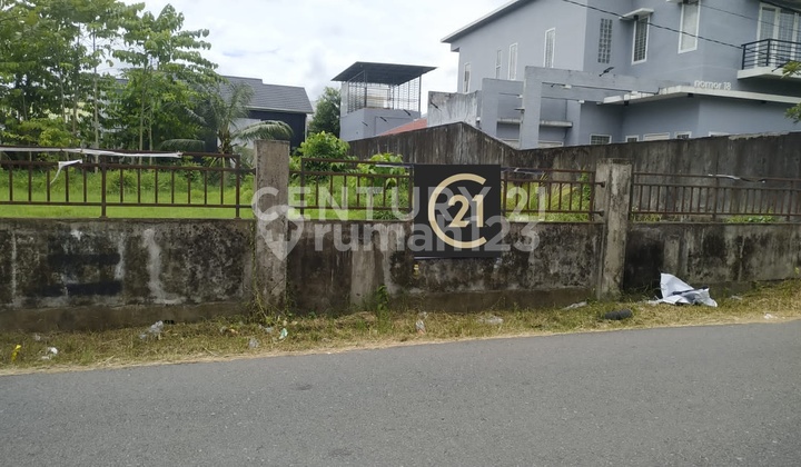 Strategic Land on Jl. Purnama, Near Schools and Cafes.