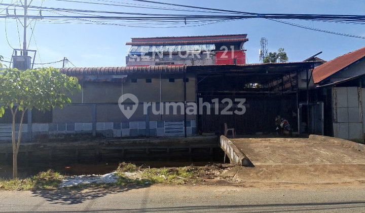 House Suitable for Various UMkM Businesses, Jl. Paris Pontianak