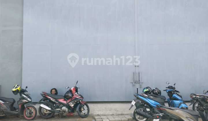 Ready-to-Use Warehouse Location Jl. Yos Sudarso - Jeruju Pontianak Ready-to-Use Warehouse Location Jl. Yos Sudarso - Jeruju Pontianak