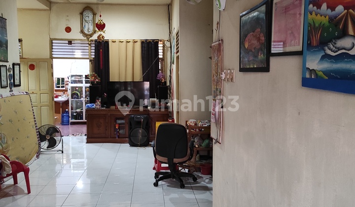 Ready-to-Occupy House, Purnama Street, Pontianak City 2