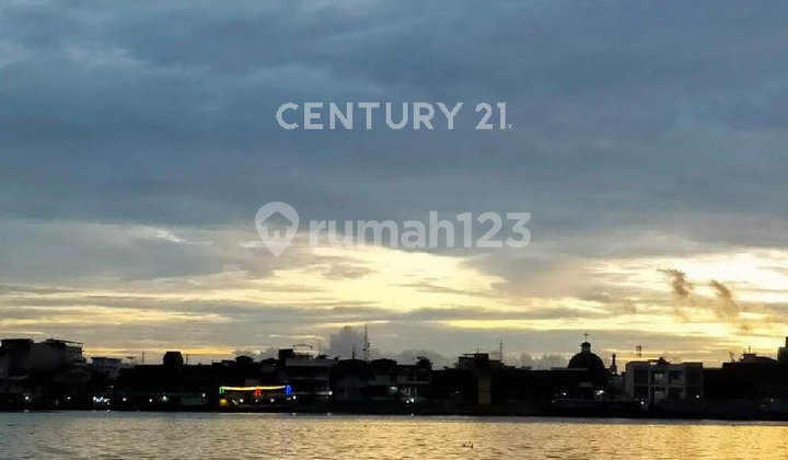 Land View Kapuas River Pondok Kapuas Siantan Bali Strait Street. Land View Kapuas River Pondok Kapuas Siantan Bali Strait Street.