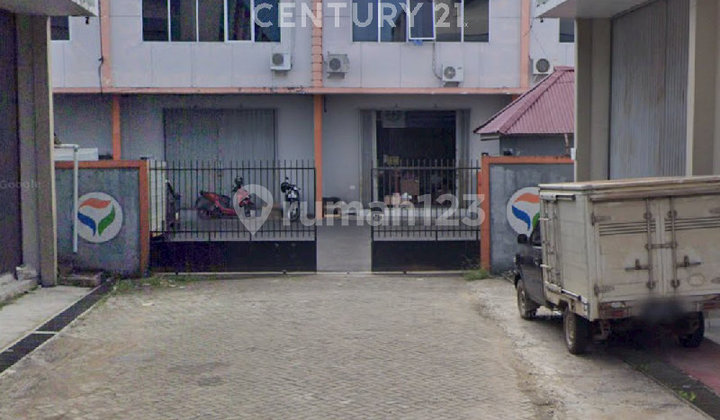 Gudang Dalam Kompleks Pergudangan  Pontianak