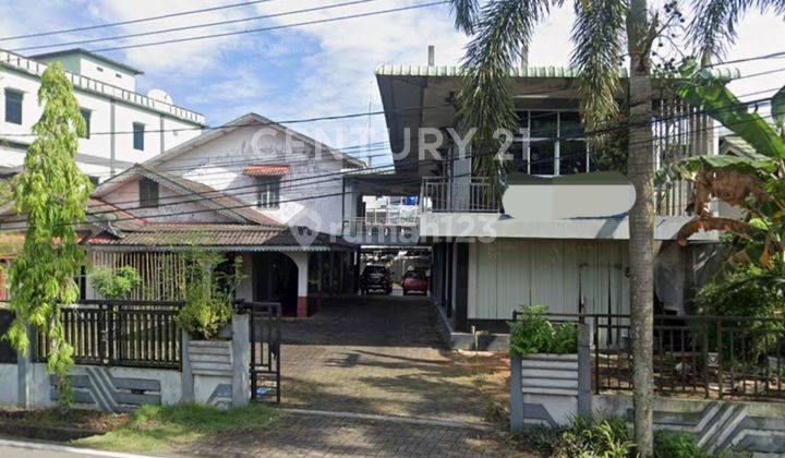 Disewakan Rumah + Ruko Di Area 1.200m² Lokasi Purnama 1