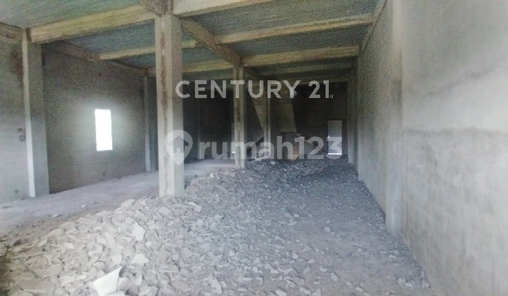 2 Units of 3-Storey Shop Houses on Jl Perdana, Near Simpang Parit Demang 2