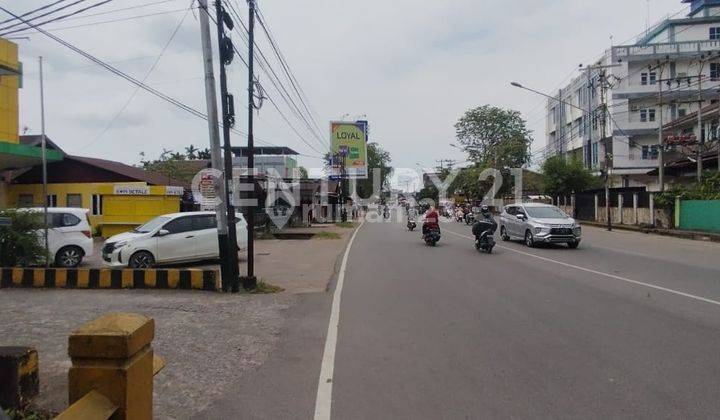 Rumah 1 Lantai Tepi Jalan Komyos Soedarso Dekat Pelabuhan Dwikora 2