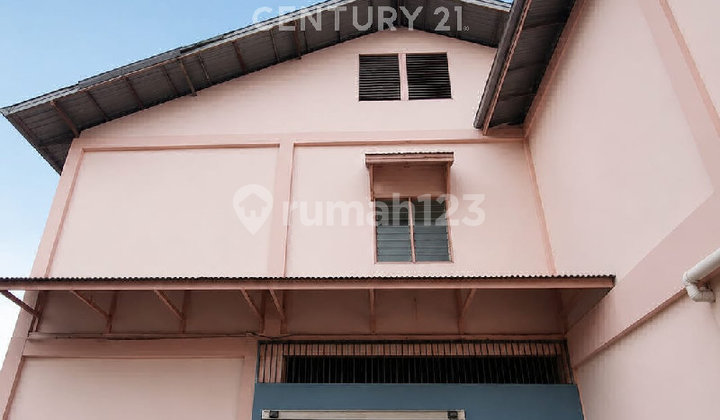 Gudang Siap Pakai Lokasi yang Strategis