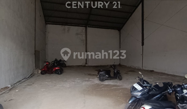 Ready-to-Use Warehouse Near Pontianak Port Ready-to-Use Warehouse Near Pontianak Port