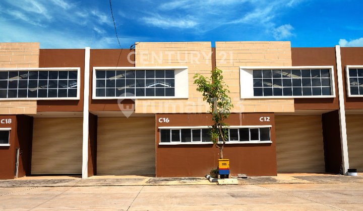 Strategic Warehouse, Flood-Free, Pontianak Container Route