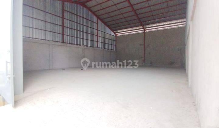 Gudang Baru Bangun  Area Jl. KomYos Soedarso Dkt Pelabuhan: 222M2 1