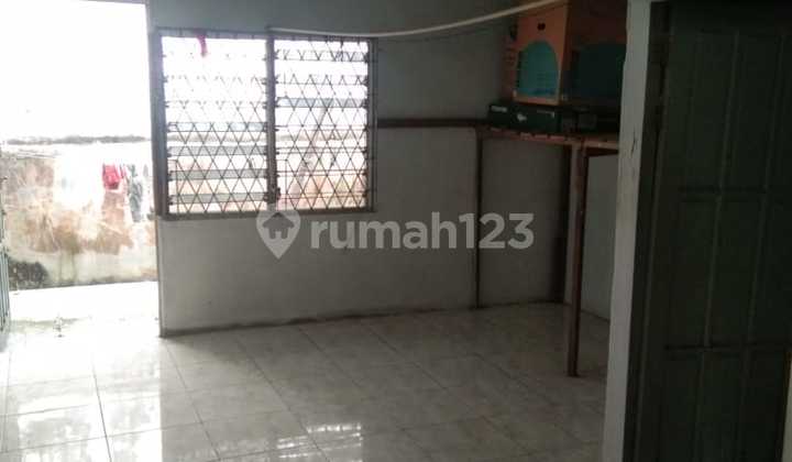 Rumah Strategis Pusat Kota Jl. H. A. Rahman Pontianak 2