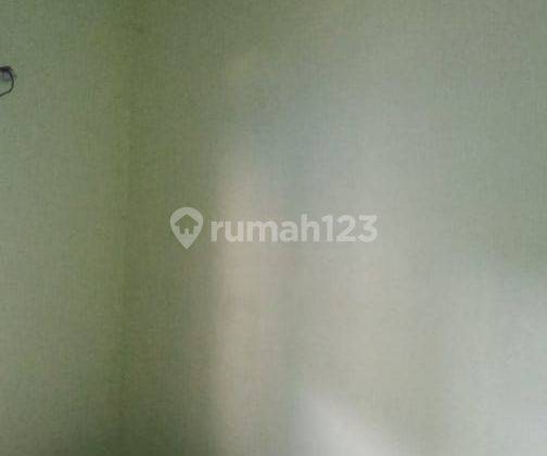 Rumah Murah 1 Setengah Lantai Deket Gerbang Perumahan  4