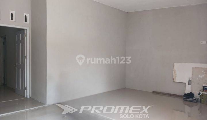 Dijual Rumah 1,5 Lantai di Perum Gading Permai, Sukoharjo 2