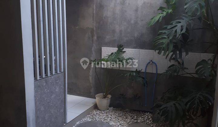 Dijual Rumah Bagus Siap Huni di Perum. Colomadu Regency, Karanganyar 2