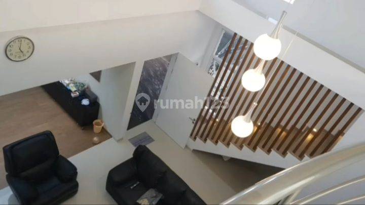 Rumah Bagus Keren 2Lt di Tengah kota Solo 8