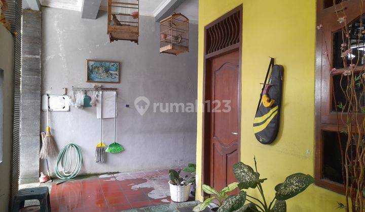 Rumah 2 Lt siap huni di PeRum Klodran Karanganyar 5