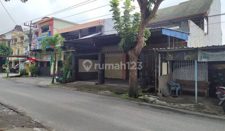 Rumah 2 lantai siap pakai dekat pintu tol klodran 