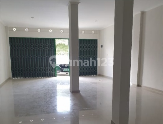 Ruko 2 lantai bagus siap pakai di daerah colomadu 6