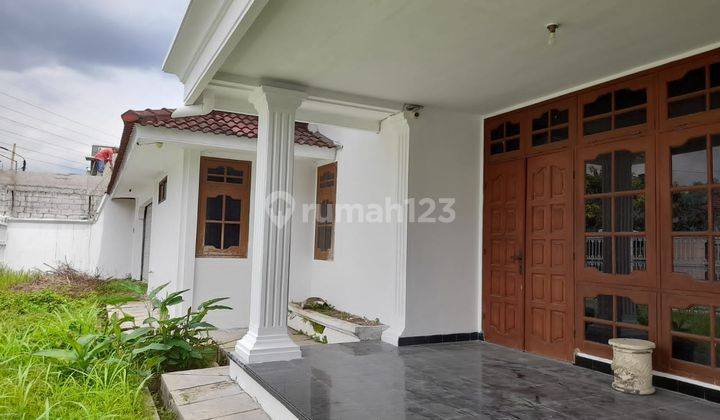 Rumah mewah 1 lantai siap pakai di jajar surakarta 12