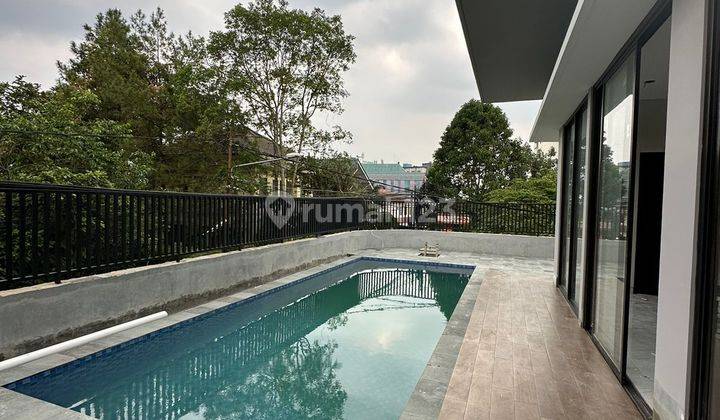 Dijual Rumah Baru Mewah + Kolam Renang Semi Furnish Sayap Pasteur 1