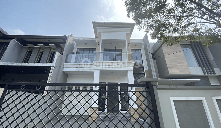 Dijual Rumah Baru Mewah di Batununggal Bandung 1