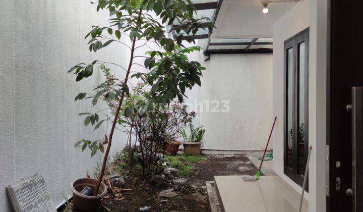 Rumah 2lantai Komp Singgasana Pradana Siap Huni 2