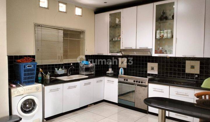 Dijual Rumah Nyaman Siap Huni di Setra Duta Furnished Dan Murah 2