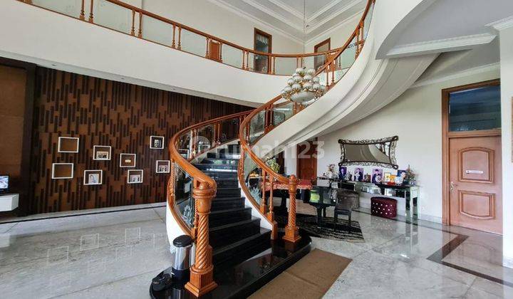 Dijual Rumah Mewah Setiabudi Mainroad 2