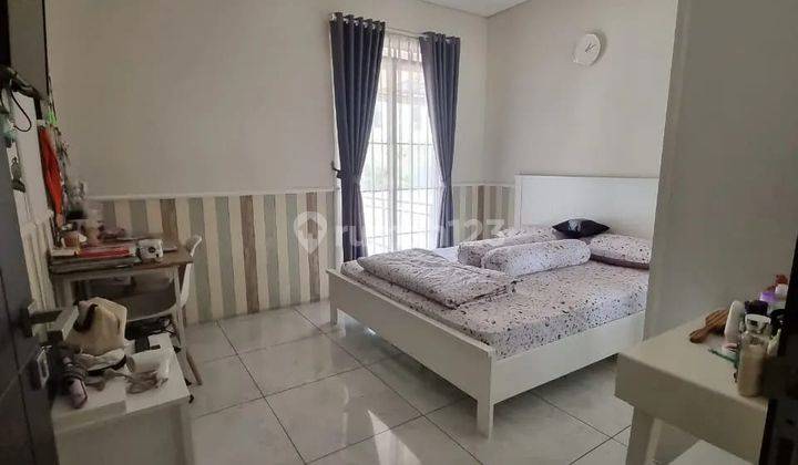 Di Jual Rumah di Kota Baru Parahyangan + Swimming Pool 2