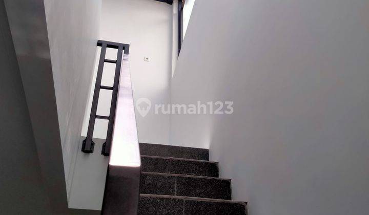  Dijual Rumah Baru di Singgasana Pradana Cluster Favorit  2