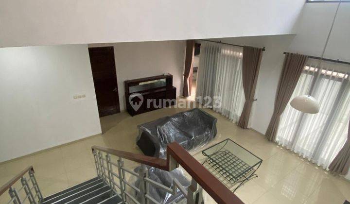 Dijual Rumah 2 Lantai di Batununggal Semi Furnished 1