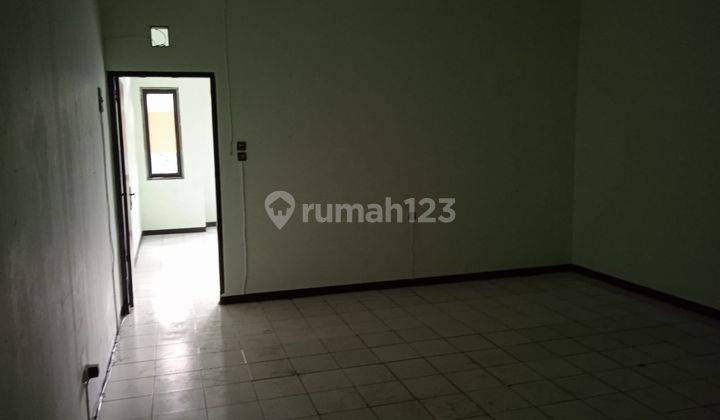 Dijual Murah Ruko 2,5 Lantai di Mainroad Taman Kopo Indah 3 2