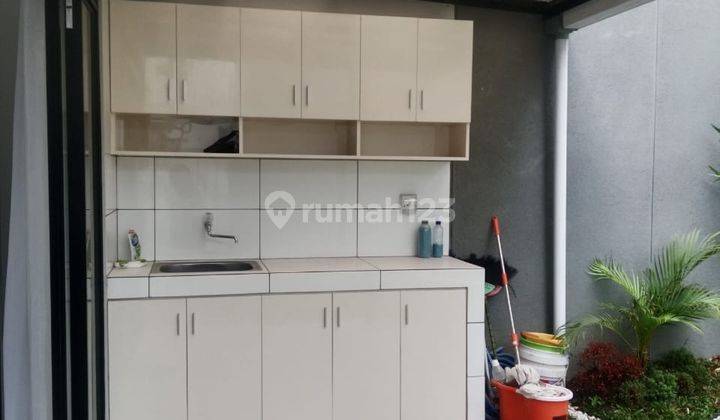 Disewakan Rumah Minimalis Semi Furnish di Kota Baru Parahyangan 2