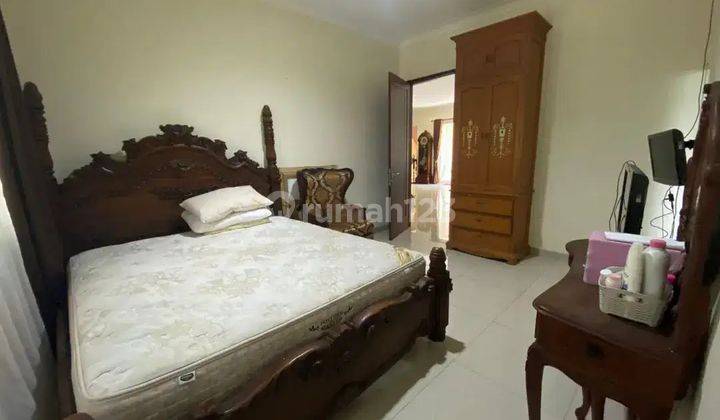 Rumah 2 Lantai Full Furnish di The Green Bsd City, Tangerang Selatan 10