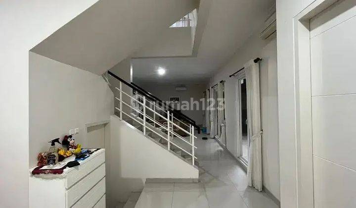 Dijual Rumah San Lorenzo, Gading Serpong, Tangerang.