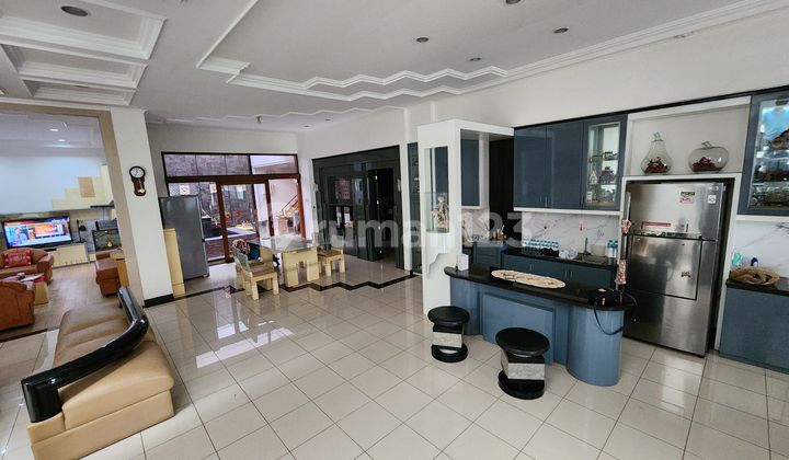 Rumah 2 Lantai Siap Huni di Mekar Wangi Bandung