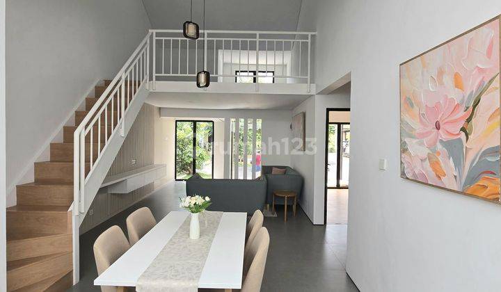 Rumah Dengan Semi Furnished Lokasi Strategis Bandung Barat 2