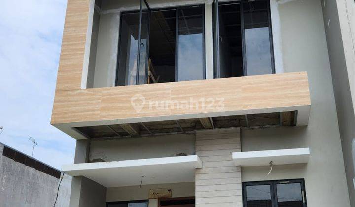 Di Jual Rumah Bangunan 2 Lantai Siap Huni di Bandung 1