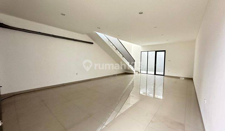 Jual Ruko Lokasi Ideal Tengah Kota di Jl Gatsu Bandung 2