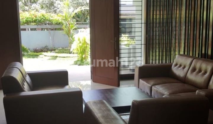 Beautiful Most Comfortable House Ready to Occupy in Setrasari Kulon, Bandung City