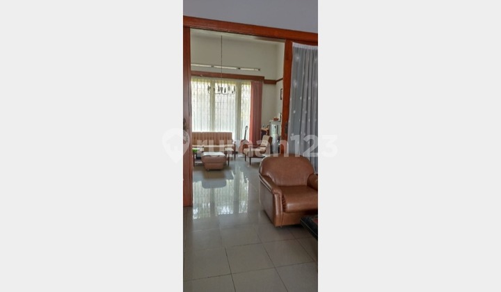Rumah Luas Terawat di Sayap Gatsu Kota Bandung 1