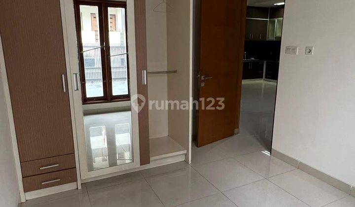 Di Jual Rumah Siap Huni Elegant Strategis di Kota Bandung 1