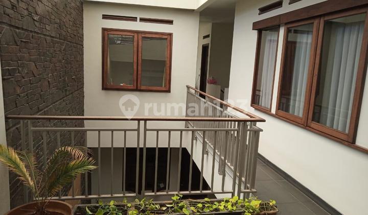 Rumah Bagus Terawat di Setraduta Hegar Kota Bandung