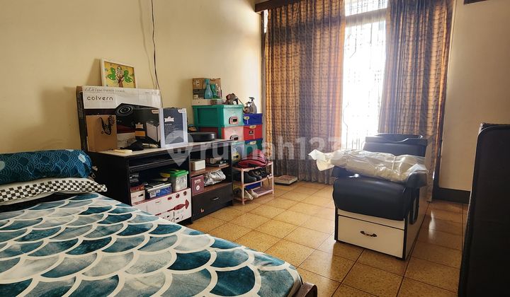 Rumah Terawat Minimalis di Srigunting Andir Dadali, Kota Bandung Rumah Terawat Minimalis di Srigunting Andir Dadali, Kota Bandung