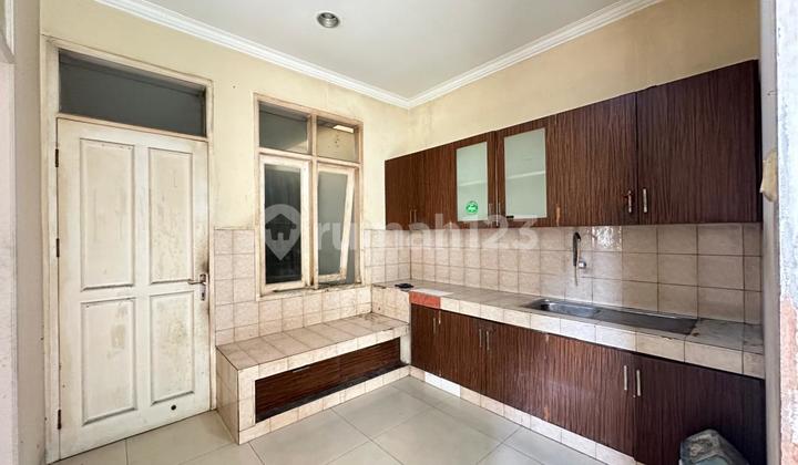 Rumah Luas 2 Lantai Siap Huni di Kota Baru Parahyangan 2