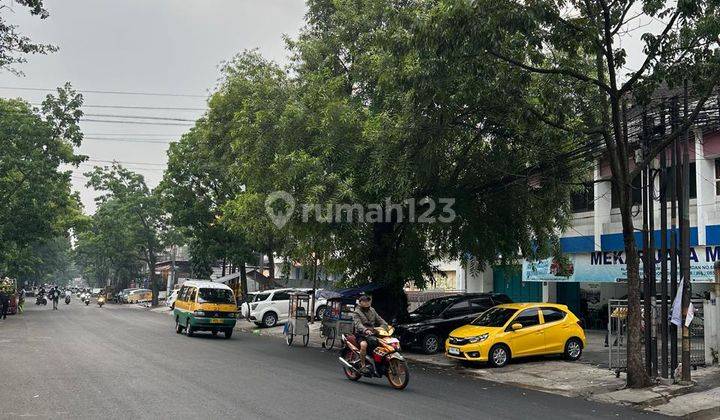 Disewakan Ruang Usaha Cocok Untuk Showroom di Bandung Kota 1