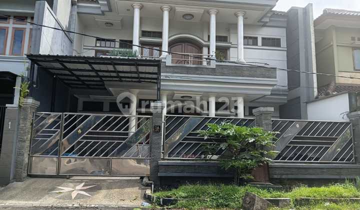 Rumah Mewah Siap Huni Lokasi Strategis