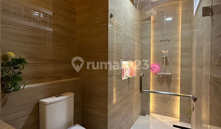 Take Over Affordable House, Strategic Location, Comfortable One Get System, Antapani. 2