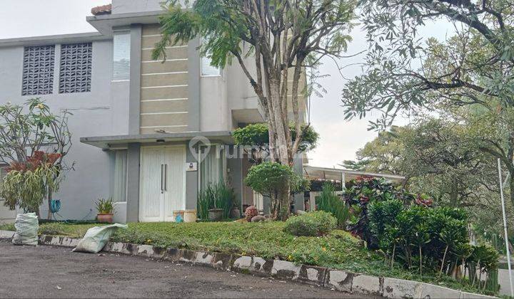 rumah hook bagus murah full furnished siap huni di cigadung 2