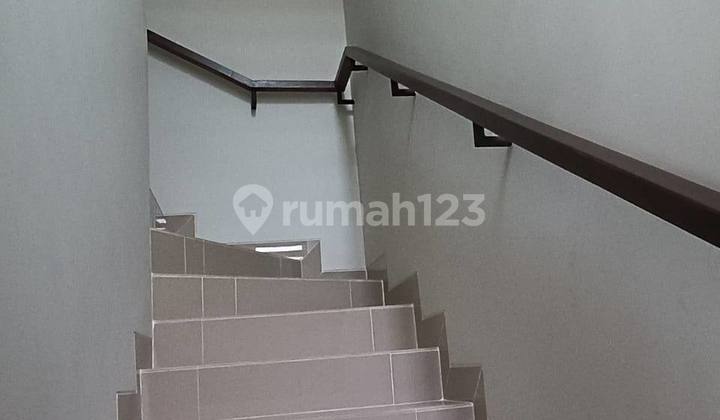 rumah siap huni di cluster flora type premium summarecon bandung  2